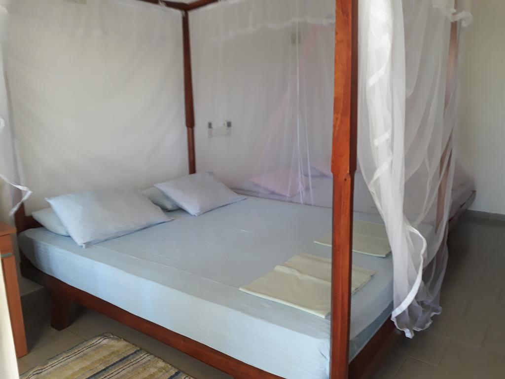 Traveller'S Home Hotel تيساماهاراما المظهر الخارجي الصورة