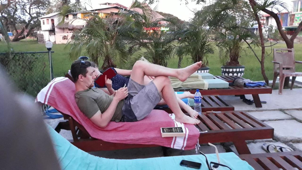Traveller'S Home Hotel تيساماهاراما المظهر الخارجي الصورة